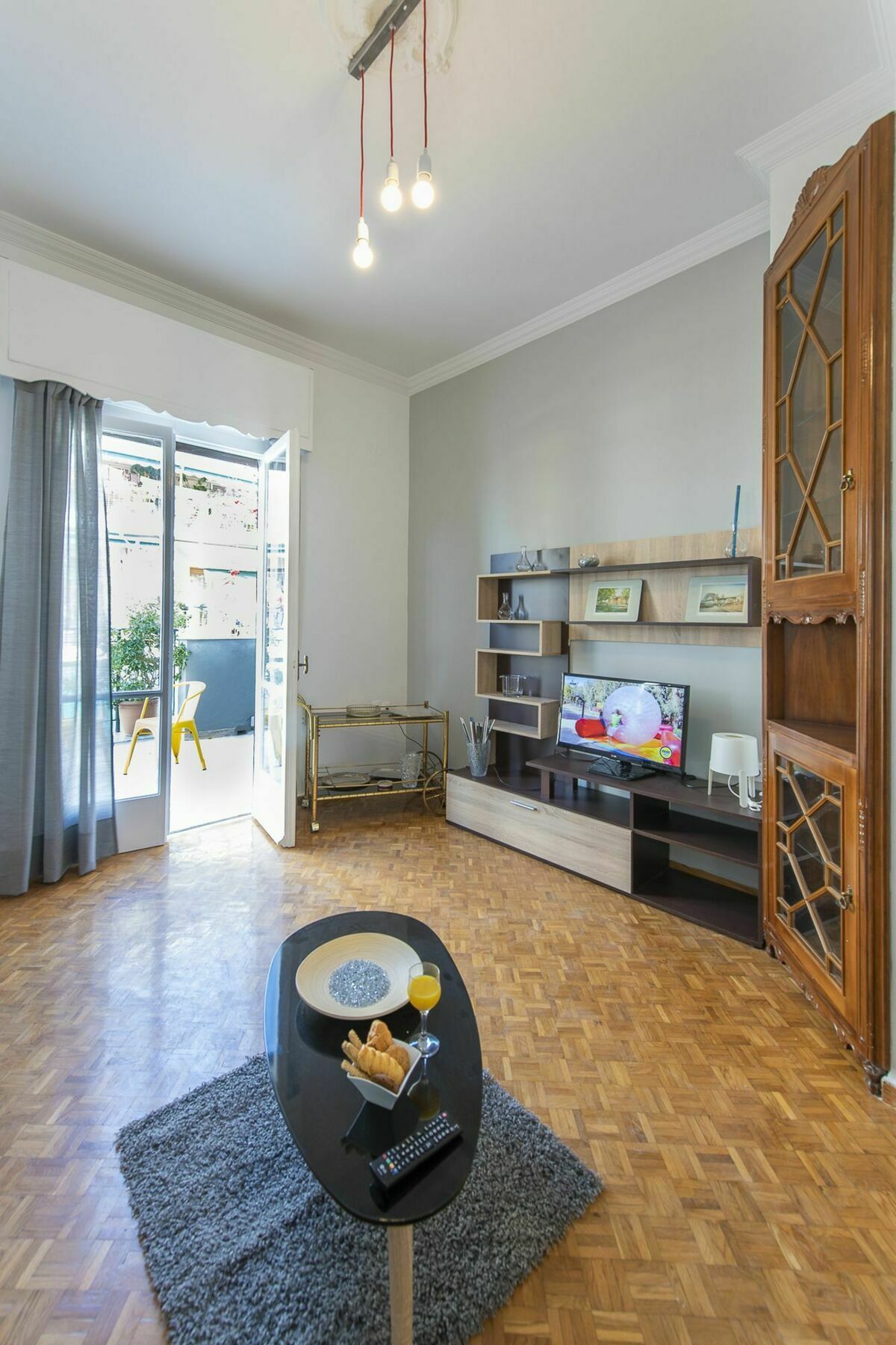 Апартаменты Petralona Cosy Penthouse Афины Экстерьер фото